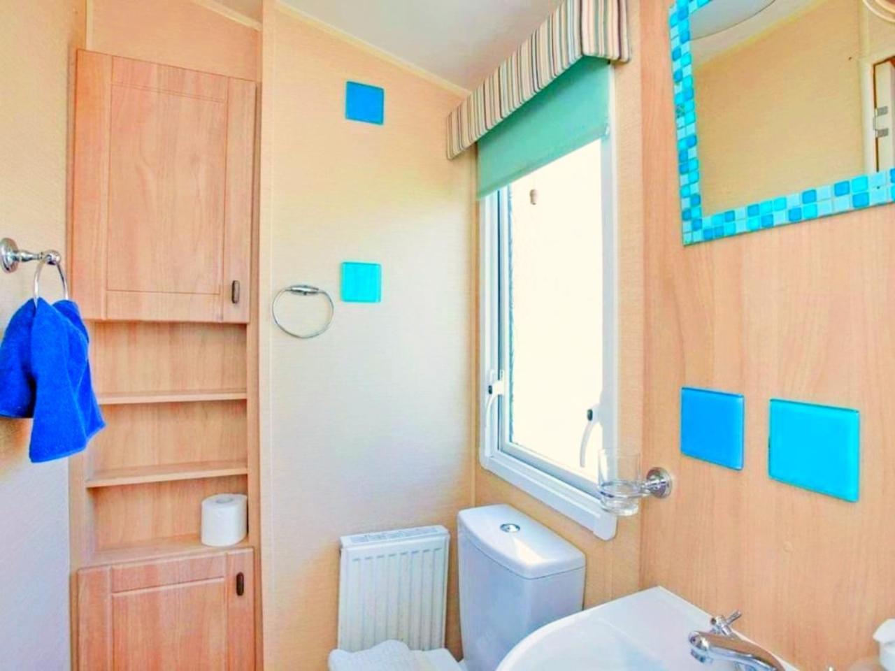 Hillside Caravan Долиш Экстерьер фото